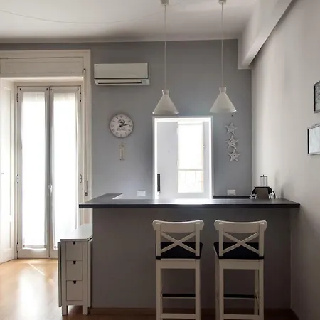 Lovely Flat Solari * Milão