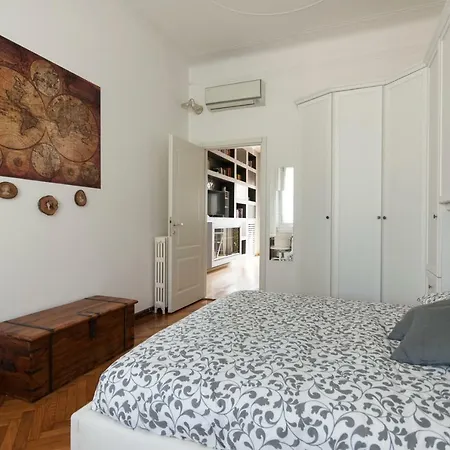 Lovely Flat Solari Apartamento Milão